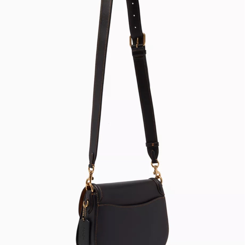 COACH BEAT SADDLE 質感素面鞣製皮革斜背馬鞍包(雙背帶款)-黑色-2