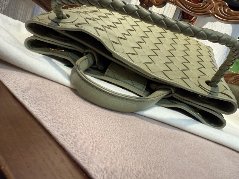 BV编织洞石绿色 Andiamo 小号-8