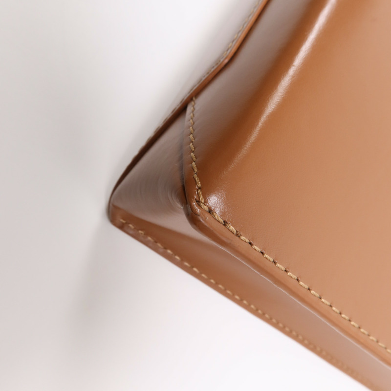 LOEWE 牛皮皮革Standard A5 Tote金扣手挽肩背兩用袋-11