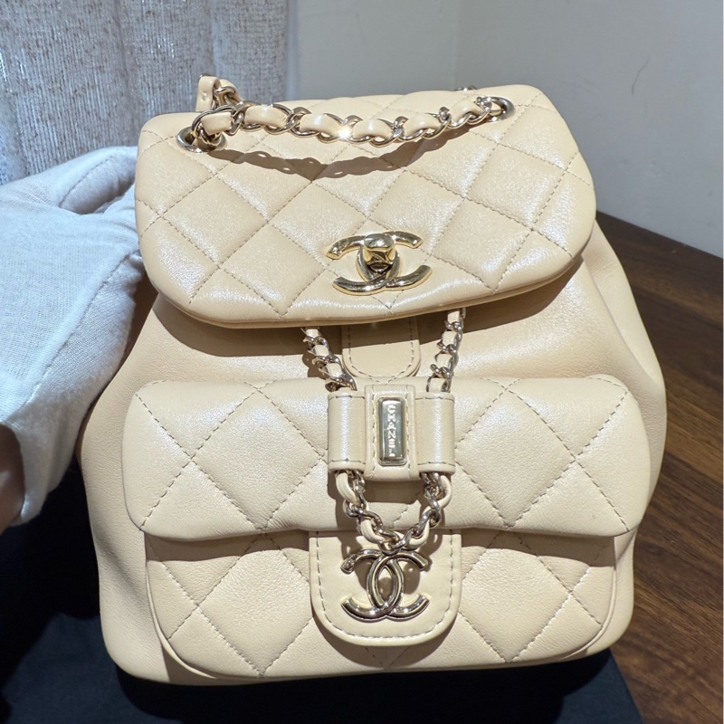 Chanel 奶茶色Duma双肩包小号 25年芯片-0