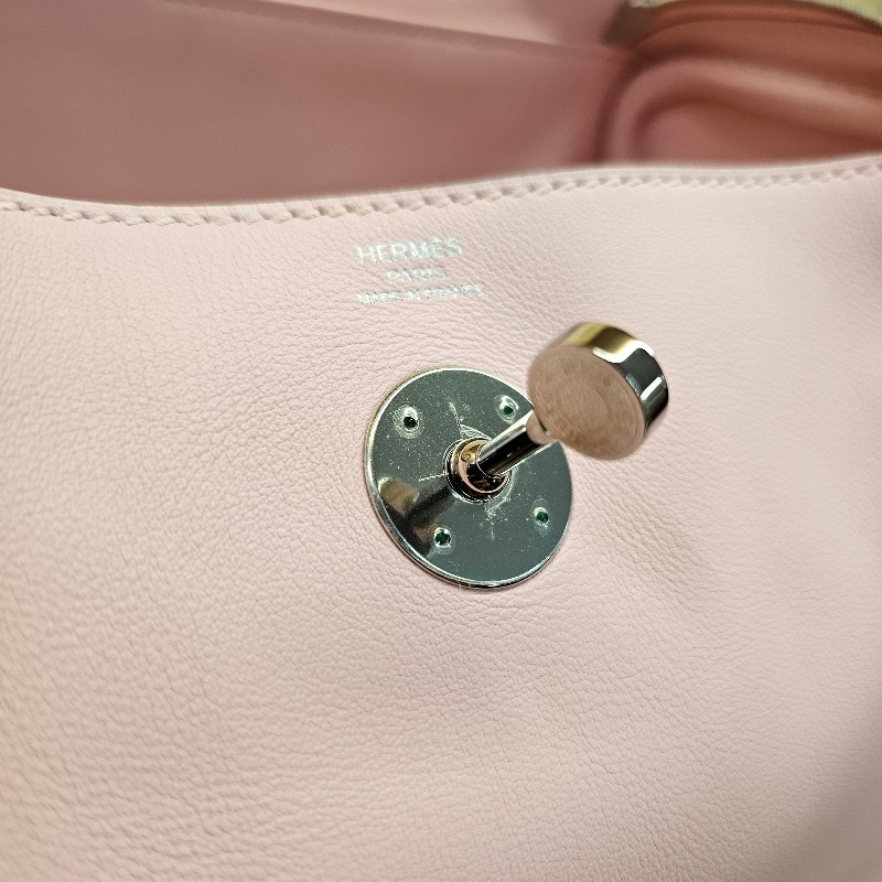 [實品超級美❣️] Hermes櫻花粉Swift皮銀釦Lindy26-14