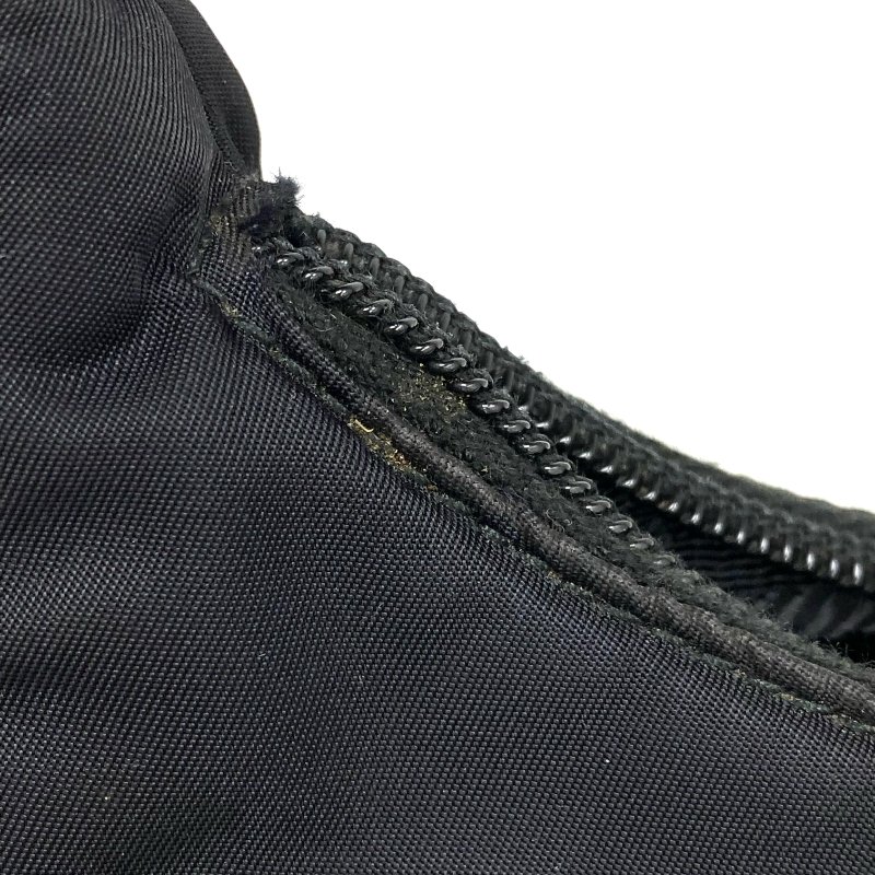 ☆ Prada 普拉達 Black Nylon Re-edition 2000 Shoulder Bag 黑色尼龍肩揹袋 - 257018434-19