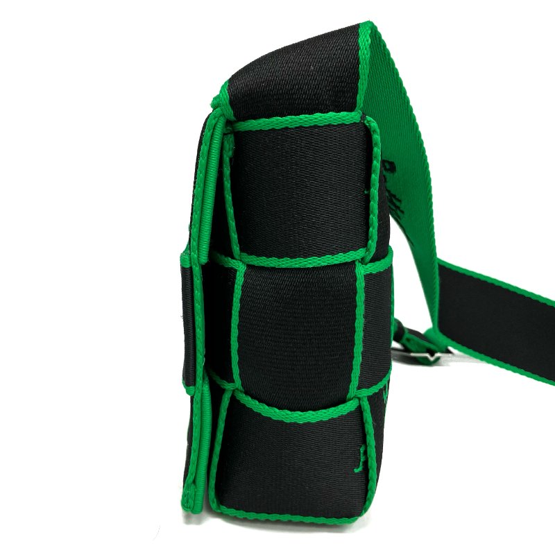 ☆Bottega Veneta寶緹嘉 Cassette Black Green Canvas Shoulder Bag 黑色綠色帆布肩背袋 - 257019039-3