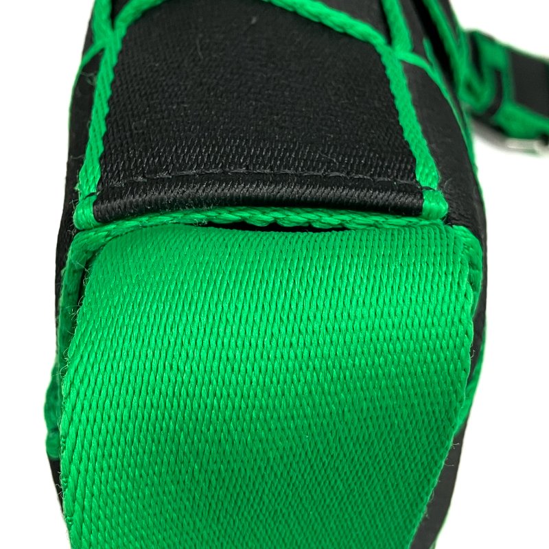 ☆Bottega Veneta寶緹嘉 Cassette Black Green Canvas Shoulder Bag 黑色綠色帆布肩背袋 - 257019039-5