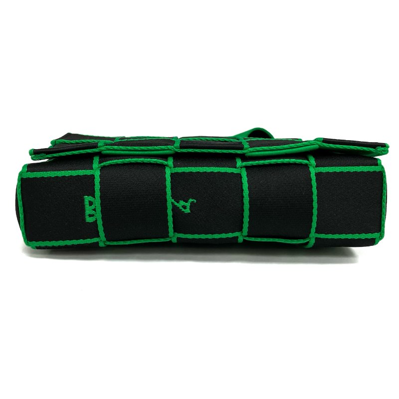 ☆Bottega Veneta寶緹嘉 Cassette Black Green Canvas Shoulder Bag 黑色綠色帆布肩背袋 - 257019039-8