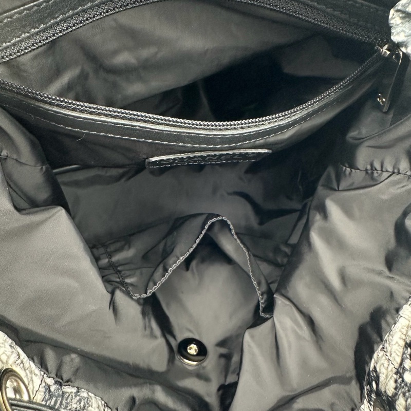 「JL精品代購」香奈兒黑白格纹尼龍仿毛呢質感双肩包-14