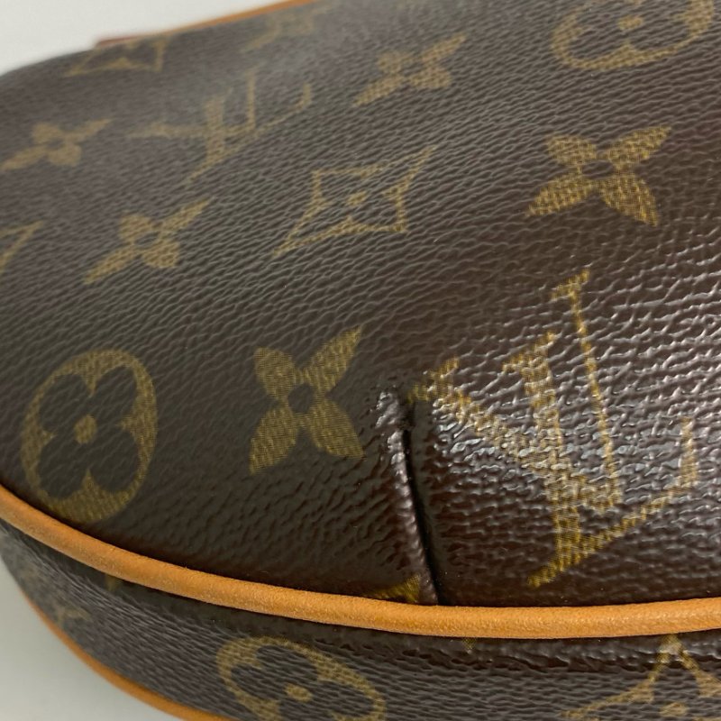 △ Louis Vuitton 路易威登 Pochette Croissant Brown Coated Canvas Monogram Shoulder Bag M51510 啡色塗層帆布經典花紋肩背袋 M51510 -257018677-10