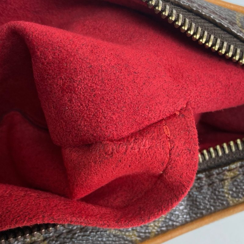 △ Louis Vuitton 路易威登 Pochette Croissant Brown Coated Canvas Monogram Shoulder Bag M51510 啡色塗層帆布經典花紋肩背袋 M51510 -257018677-17