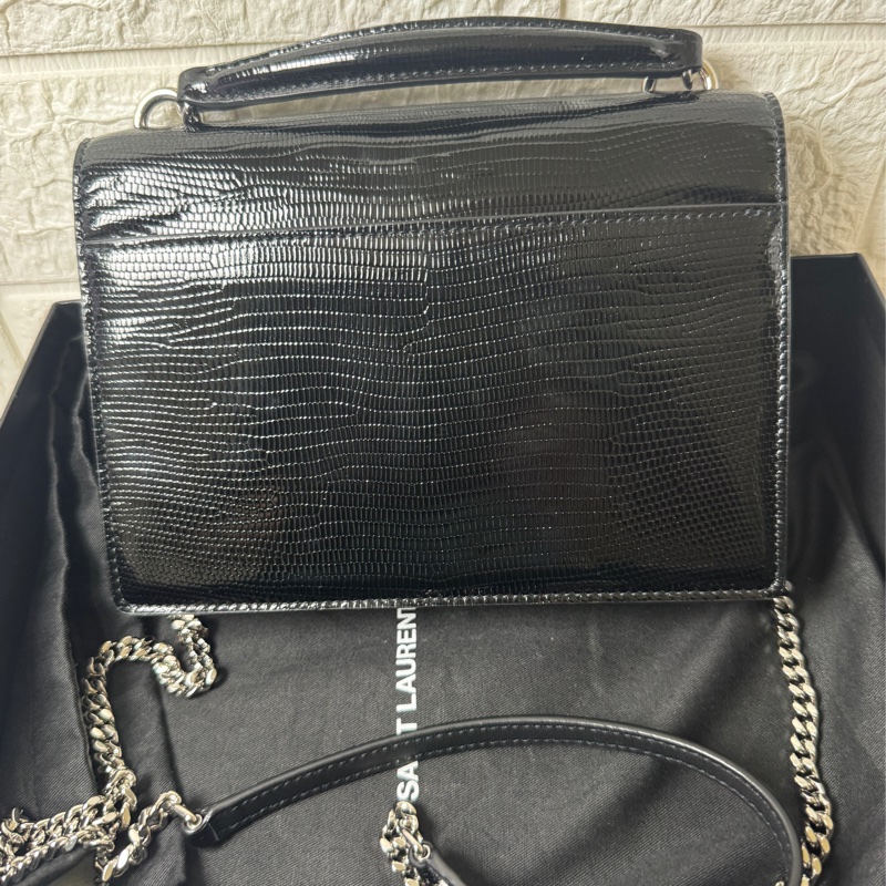 YSL黑蜥蜴皮紋銀釦兩 用包-4