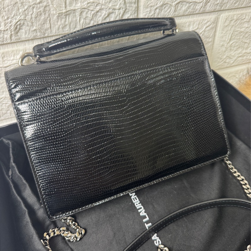 YSL黑蜥蜴皮紋銀釦兩 用包-6