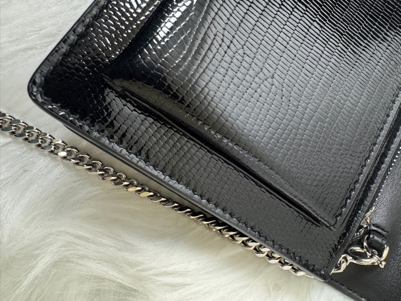 YSL黑蜥蜴皮紋銀釦兩 用包-19