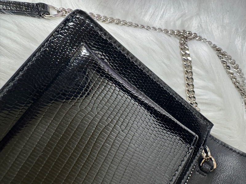 YSL黑蜥蜴皮紋銀釦兩 用包-20
