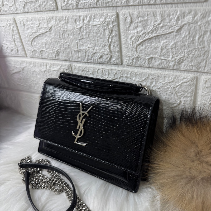 YSL黑蜥蜴皮紋銀釦兩 用包-32