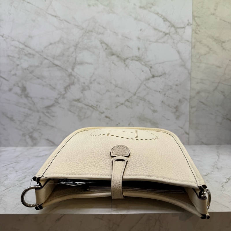 HERMES MINI EVELYNE奶昔白 編織背帶/U-5