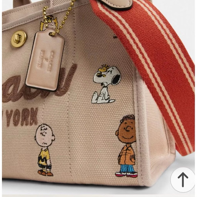 COACH美國outlet正品新款 X PEANUTS CARGO SNOOPY印花26號托特包-3