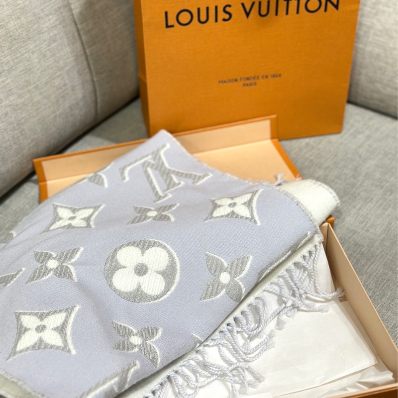 Lv Essential shine雙面羊毛銀蔥保暖圍巾/披肩-2