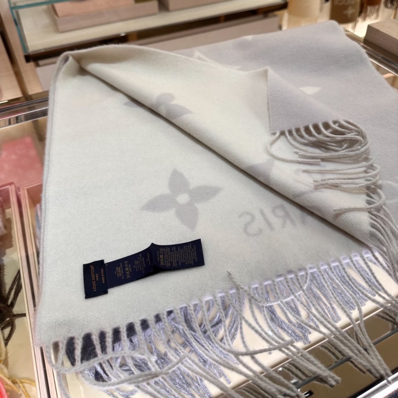 Lv Essential shine雙面羊毛銀蔥保暖圍巾/披肩-6