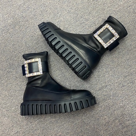 Roger Vivier 鑽扣靴 #35.5 碼