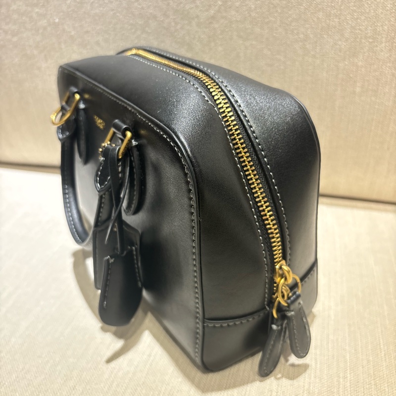 COACH 黑色手提 斜背包 盒子包-3