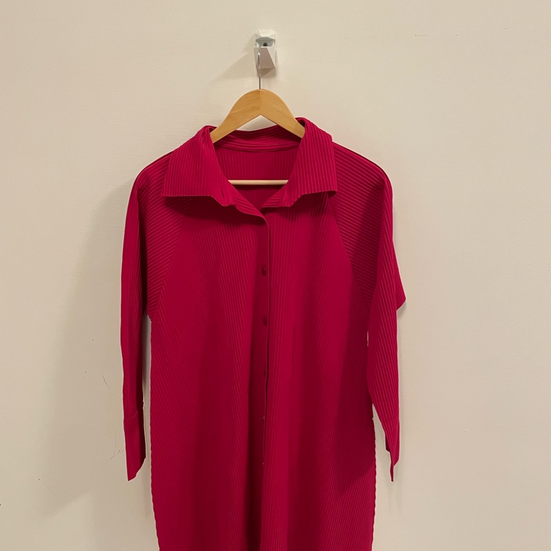▪️富貴選物FUGUEI▪️三宅一生主線ME 寬版摺子桃紅色襯衫外套-1