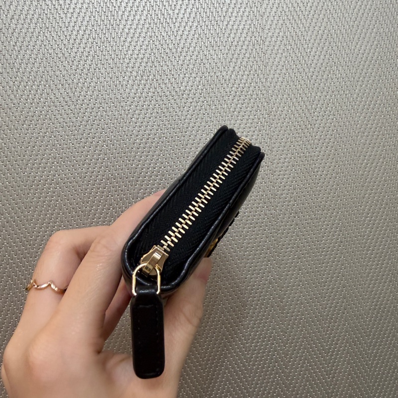 Chanel 黑羊皮霧金釦19拉鍊零錢包-2