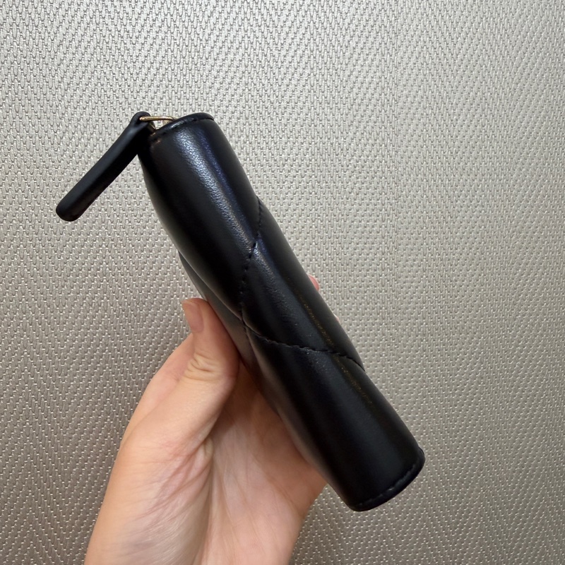 Chanel 黑羊皮霧金釦19拉鍊零錢包-4