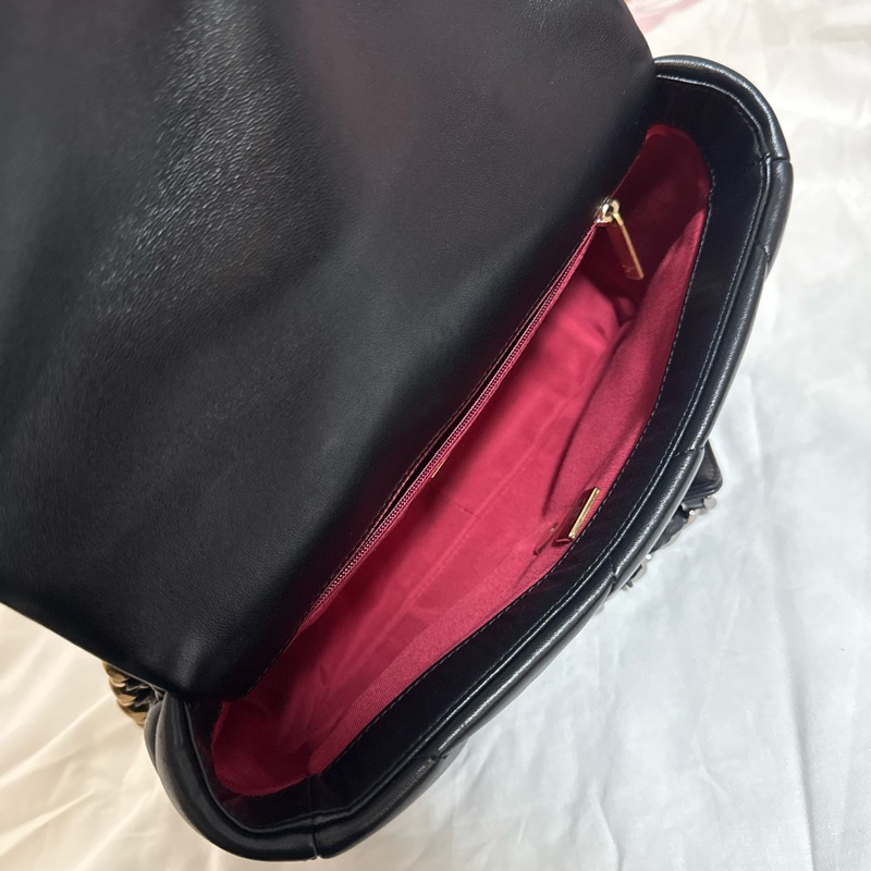 CHANEL 19Bag-9