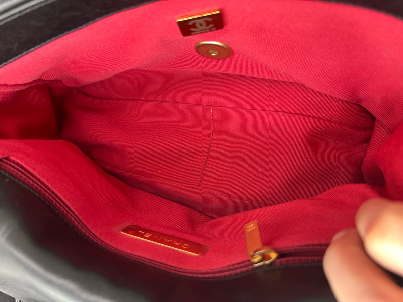 💗香緹國際精品💗 Chanel 19 小號 晶片款-11