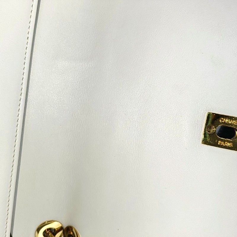 CHANEL 白色牛皮單肩包 金色五金 中古款-10