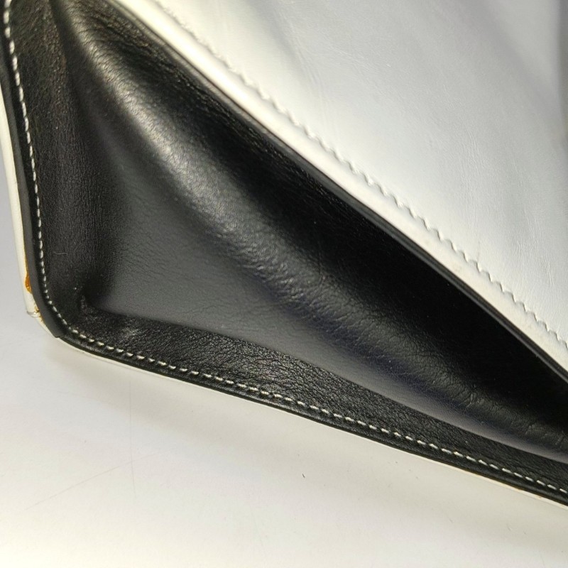 CHANEL 白色牛皮單肩包 金色五金 中古款-12