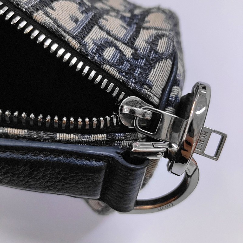 DIOR卡其色帆布老花提花斜挎包手提包單肩包 銀色五金 2條可拆卸肩帶 配件齊全 9.9新-12