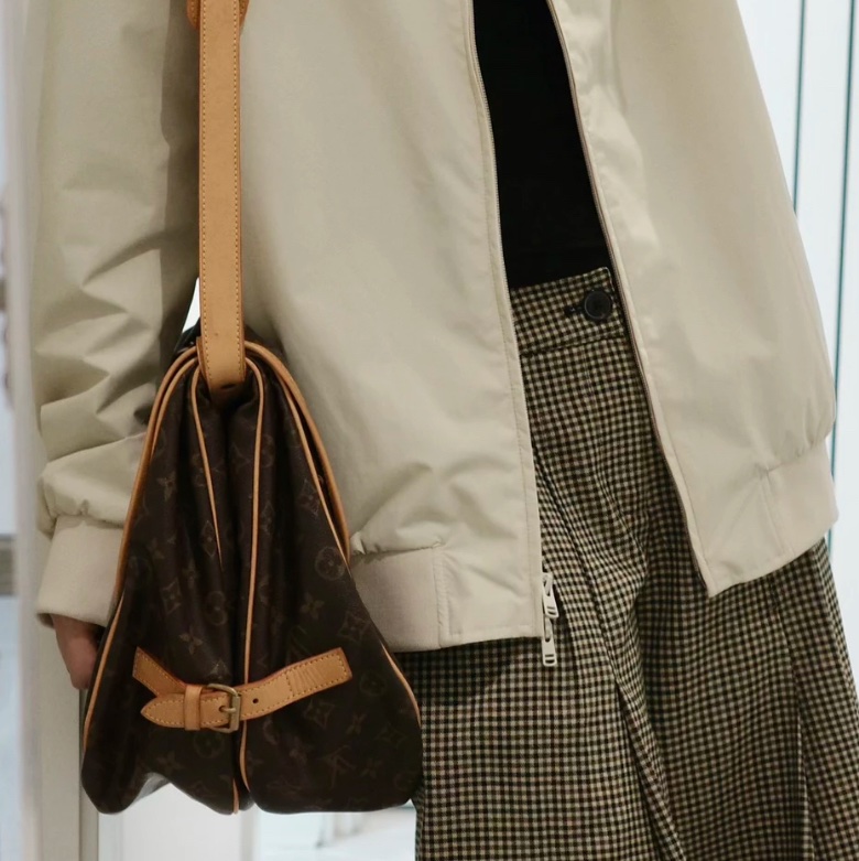 🌷Louis Vuitton |經典花紋✦fufu style 精品✦ 氣質款|LV雙子星協背包.側背包-5