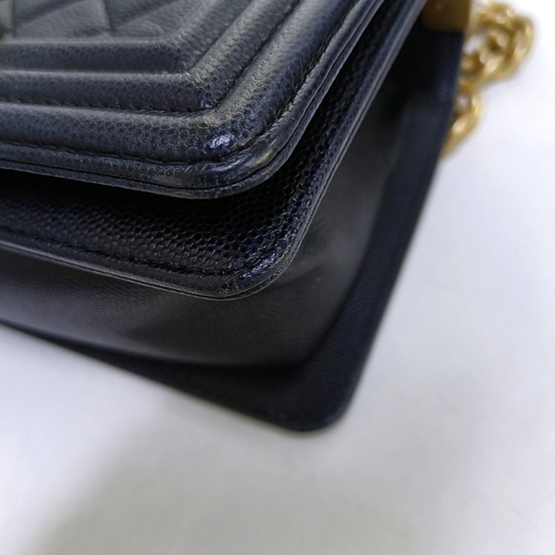 CHANEL BOY CHANEL 小號 黑色荔枝紋牛皮菱格紋斜挎包單肩包 金色五金 30開 可拆卸肩帶 9.5新-13