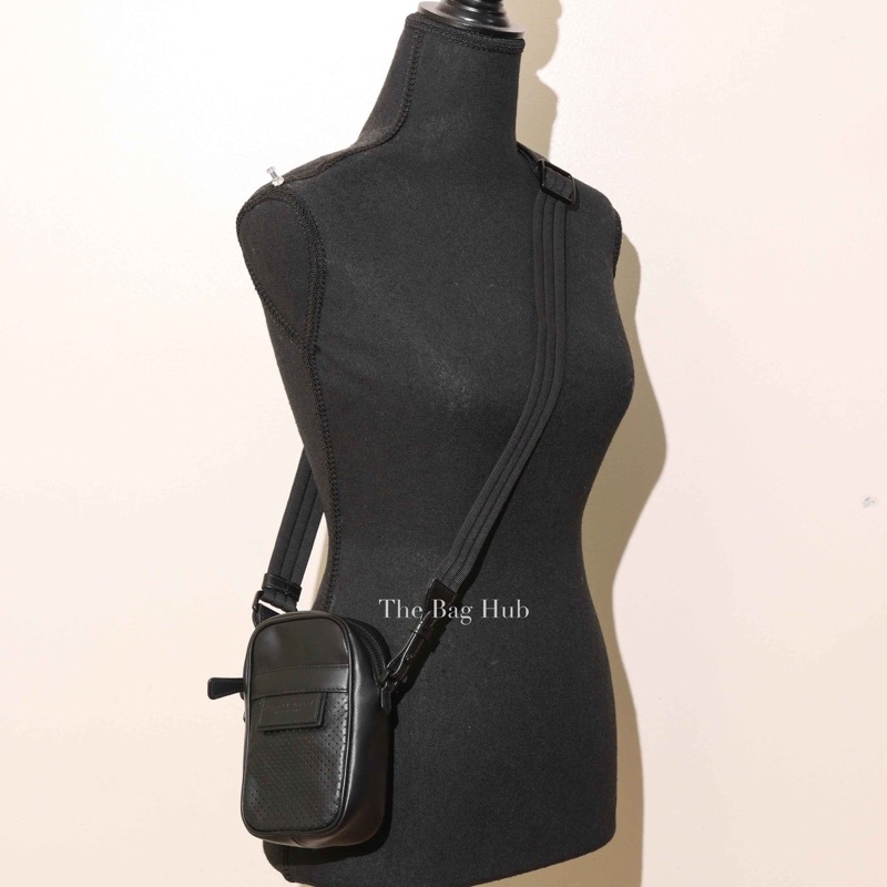 Bottega Veneta 黑色 手機袋 手機包 相機包 斜背包 肩背包 側背包 小廢包 腰包 胸包 胸口包-4