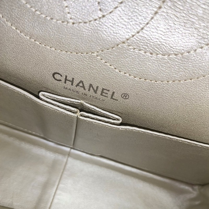 CHANEL 2.55大號 香檳色牛皮菱格紋絎縫斜挎包單肩包 銀色五金 15開-15