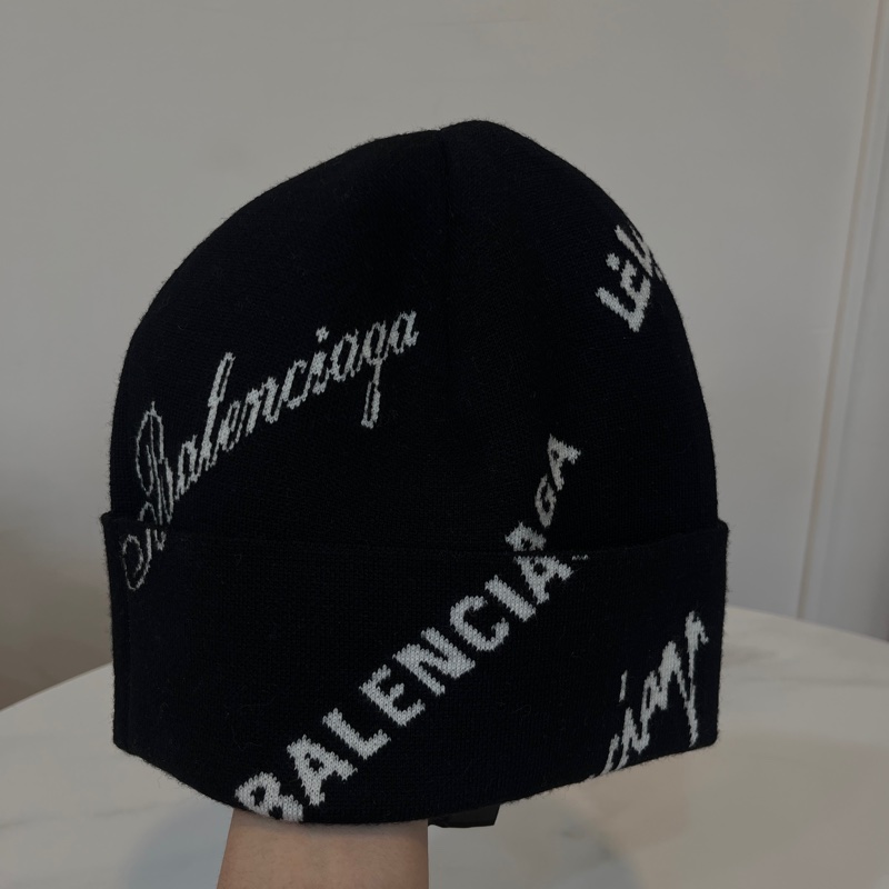 balenciaga黑色英文毛帽-2