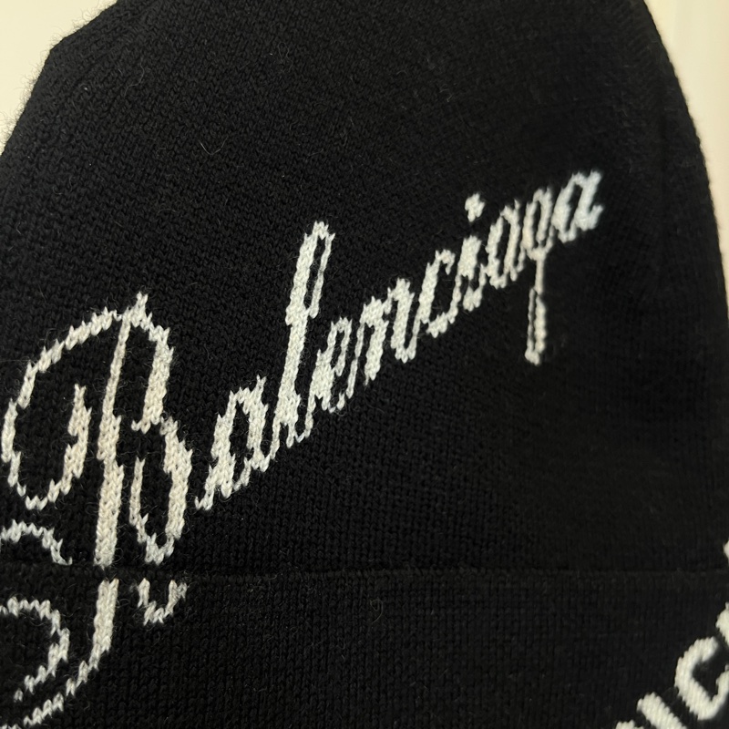 balenciaga黑色英文毛帽-3