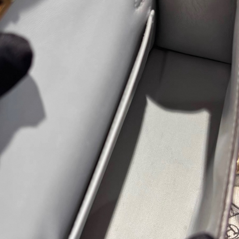 有購證🩷 Hermes 8U 鴕鳥皮 mini Kelly二代 金扣 原膜 Y刻 有票據-3