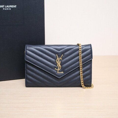 SAINT LAURENT CASSANDRAWOC人字紋信封鏈條包黑色牛皮金扣肩背包