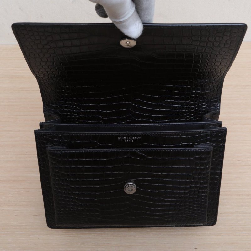 SAINT LAURENT SUNSET日落包中號22鱷魚壓紋黑色牛皮銀扣肩背包-2