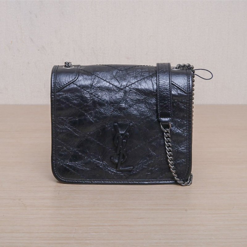 SAINT LAURENT NikibabyMini19D扣黑色牛皮黑扣肩背包-1