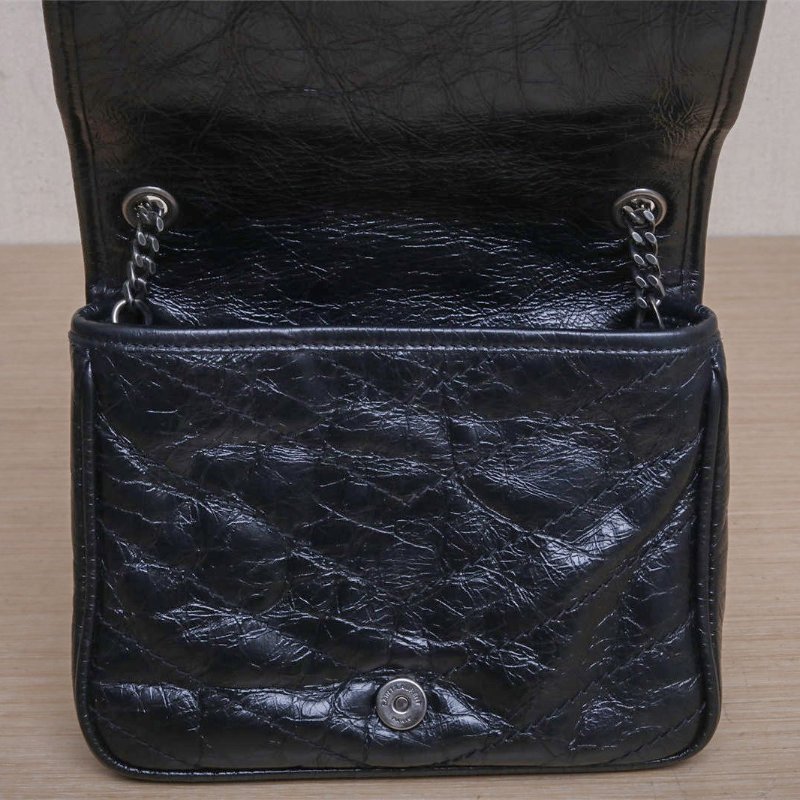 SAINT LAURENT NikibabyMini19D扣黑色牛皮黑扣肩背包-2