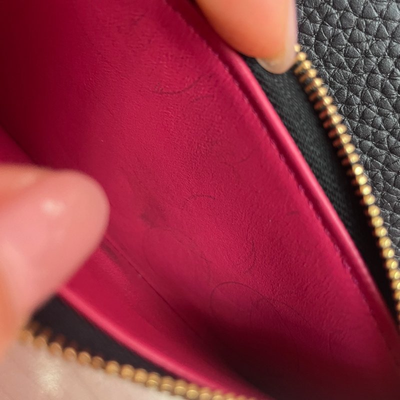 LV Capucines短夾(M62157)-13