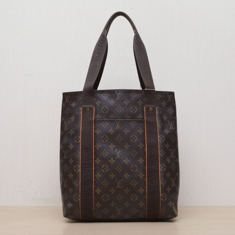 CHANEL CFWOC19銀扣晶片開肩背包-1