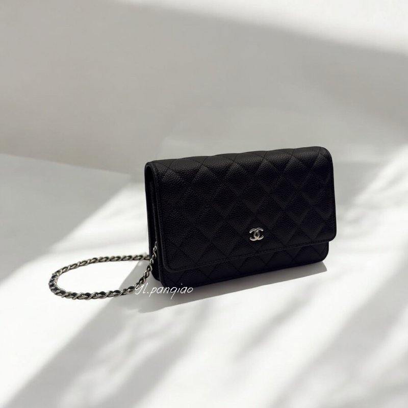 CHANEL 黑荔枝銀扣WOC AP4241-0