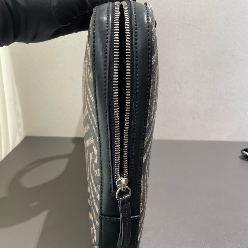 Gucci 蜜蜂公文包電腦公事包 手提包肩背包 肩帶可拆卸-7