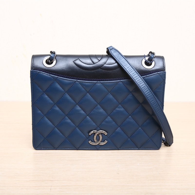 CHANEL 中古金色窗花耳夾肩背包-1