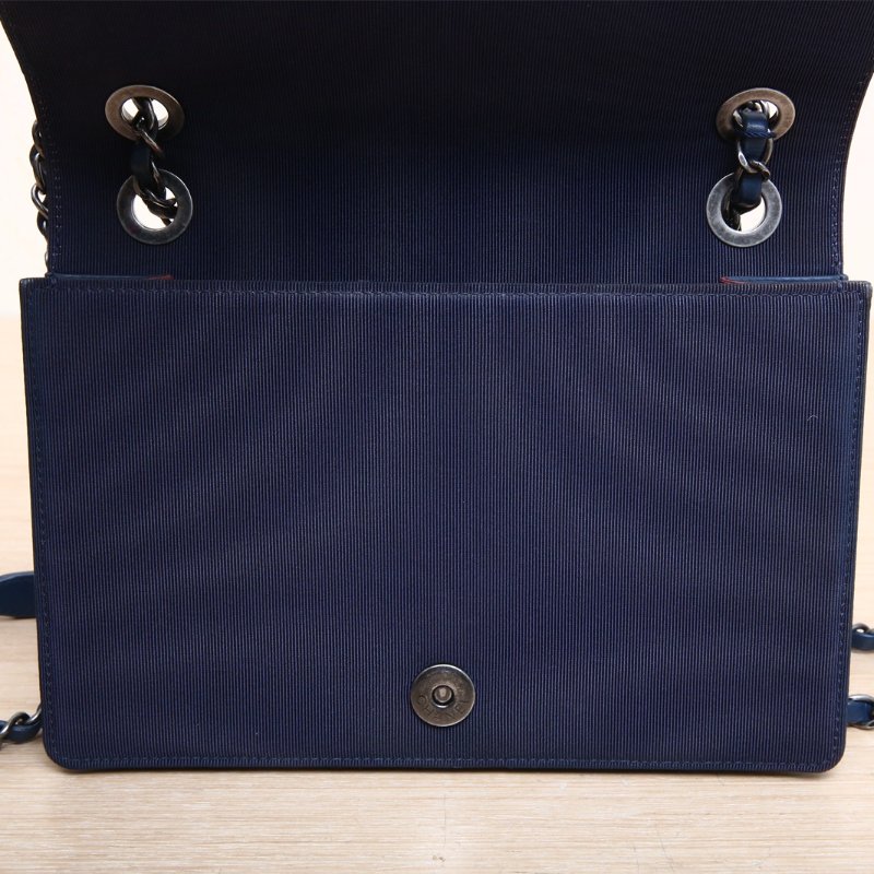 CHANEL 中古金色窗花耳夾肩背包-2