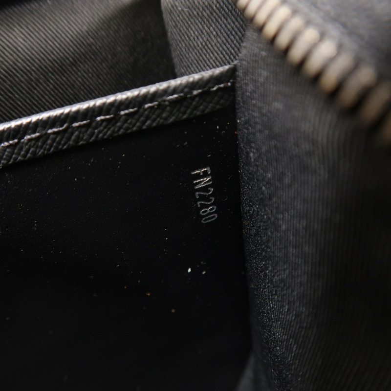 LOUIS VUITTON Monogram Eclipse Pochette Voyage MM銀扣手拿包-6