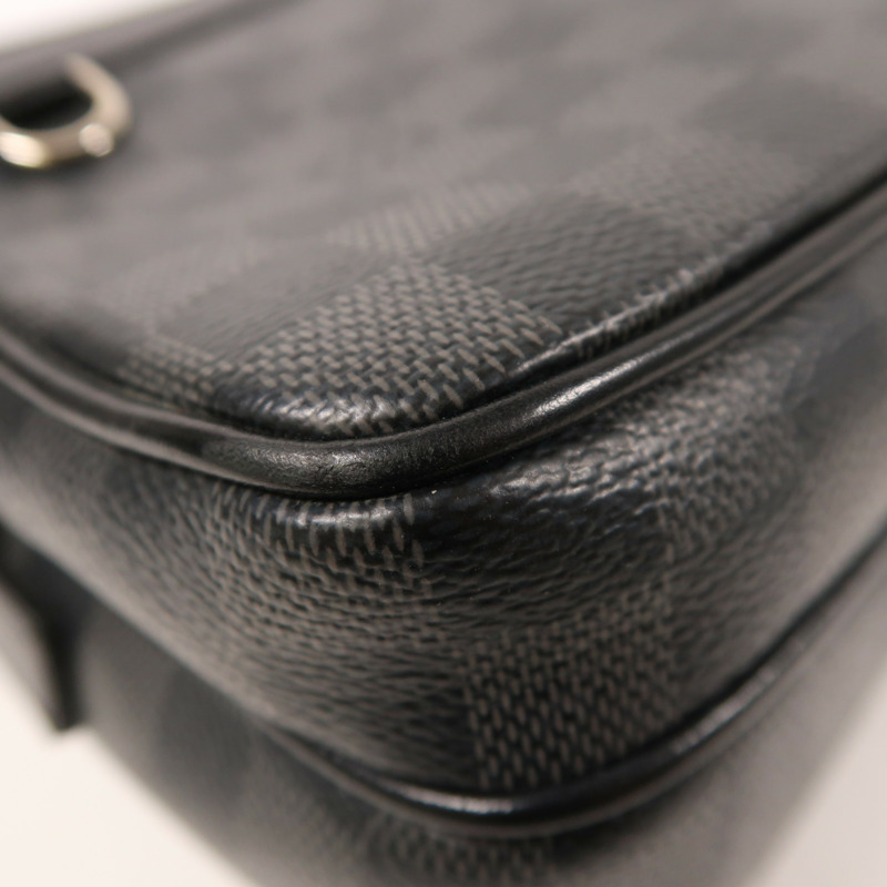 LOUIS VUITTON Damier Graphite Trocadero Messenger MM銀扣肩背袋-10
